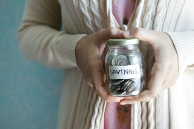 Je laat geld liggen door bij je grootbank te sparen